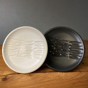 Onora "Chula" Snack Plates