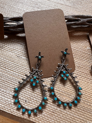 LC12 TURQ Teardrop Zuni Earrings